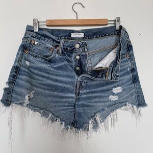 AE77 American Eagle Selvedge Classic Short size 8 Denim, Distressed/Raw Hem